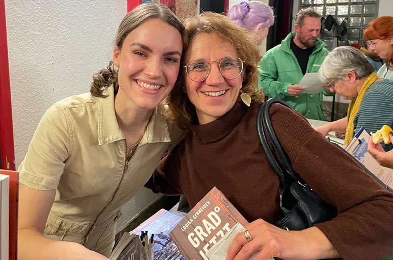 Louisa Schneider und Sonja Schöntauf bei der Veranstaltung »Grad° jetzt - warum wir die Hoffnung nicht aufgeben dürfen.«
